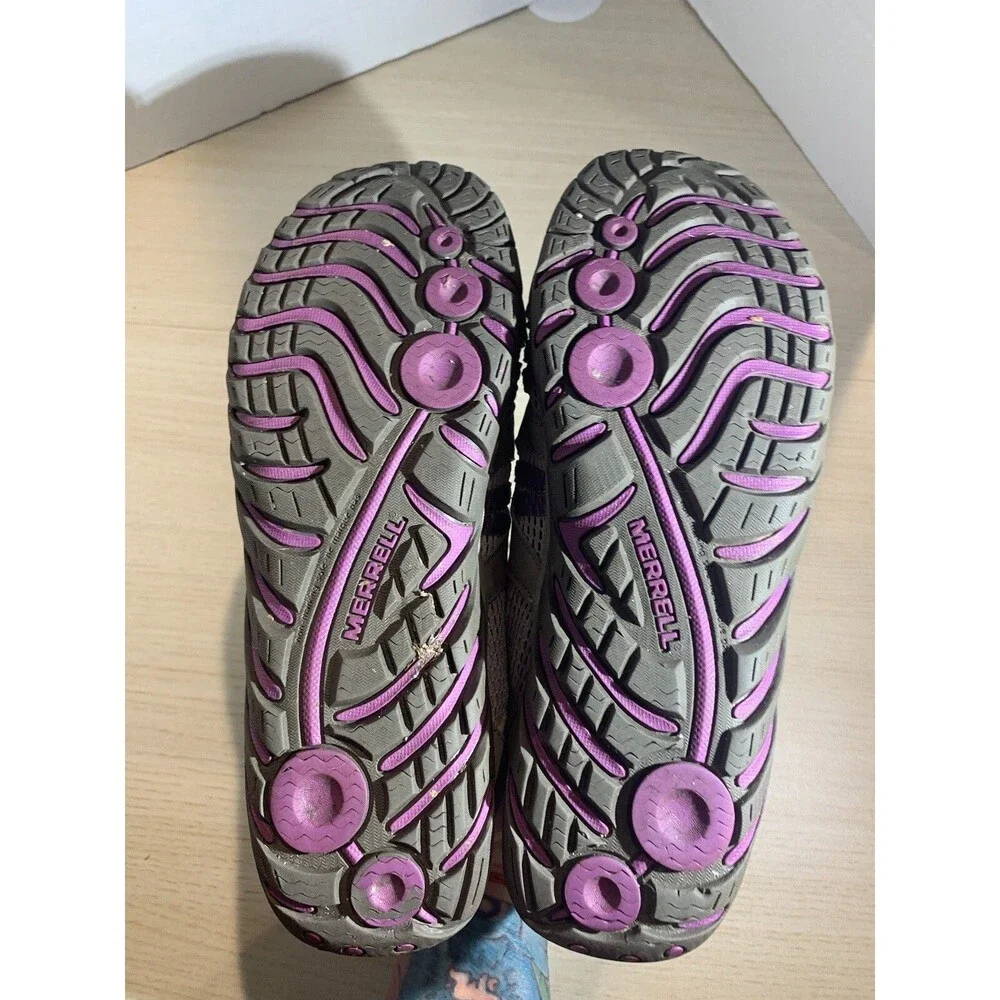 Merrell thanks looking